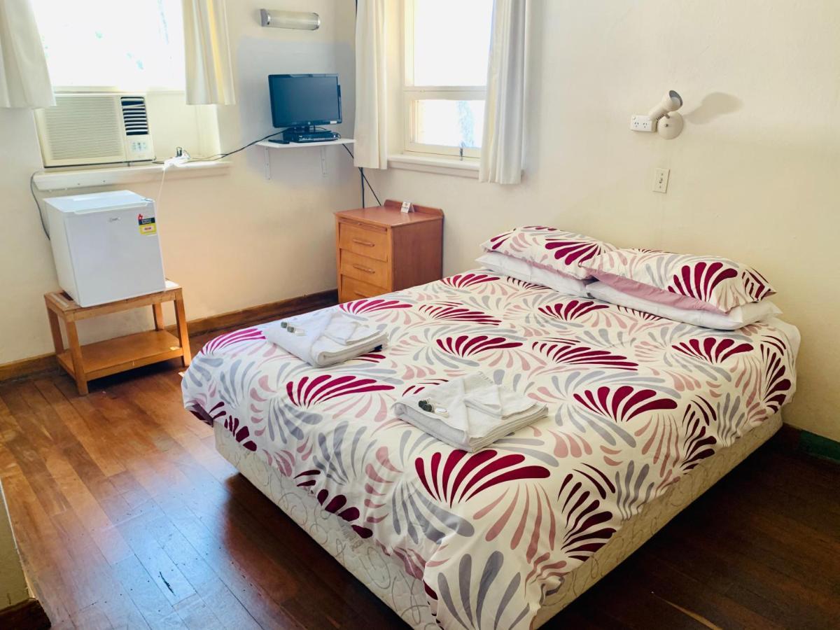 Coonalpyn Hotel Hotel